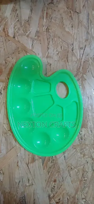 Green Painting Pallet