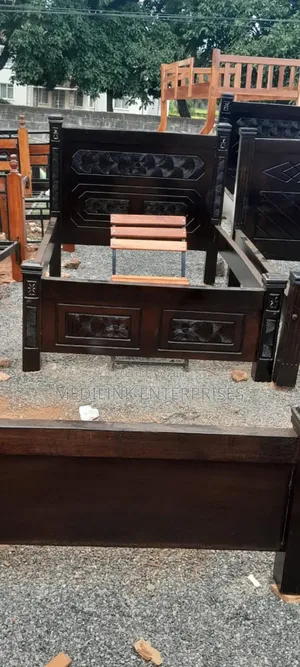 Mahogany Wooden 5*6 Queen Sized Beds