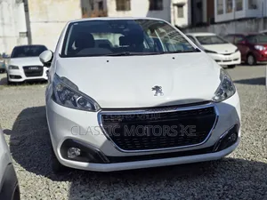 Peugeot 208 2019 White