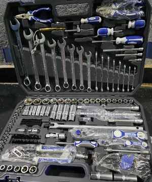 Socket Wrench Toolkit/ 151pcs Toolbox