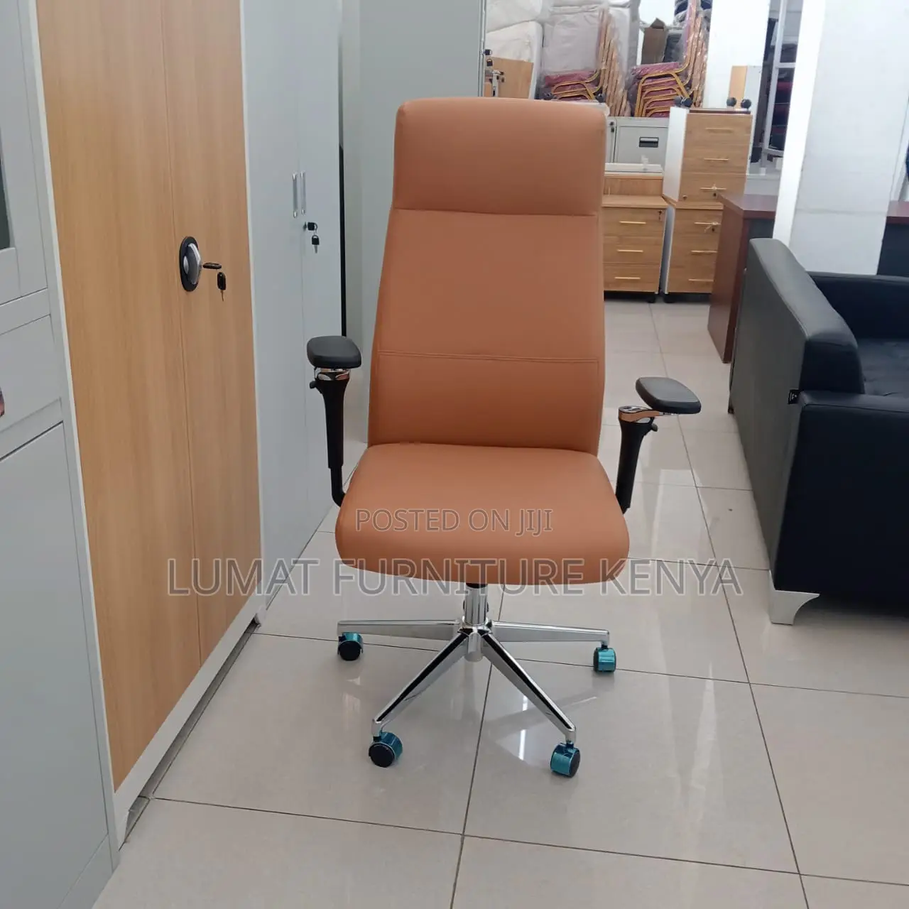 Premium Office Seat