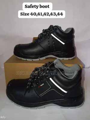 Aowang (Or Aolang)
Safety Boots