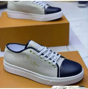 Santoni Milano Leather Low Top Sneaker Shoe
