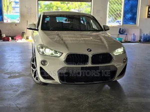 BMW X2 sDrive28i 2019 White
