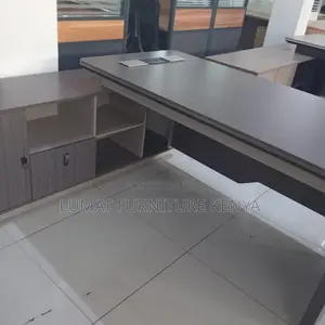 Large Tabletop for Computers, Documents, and Accessories