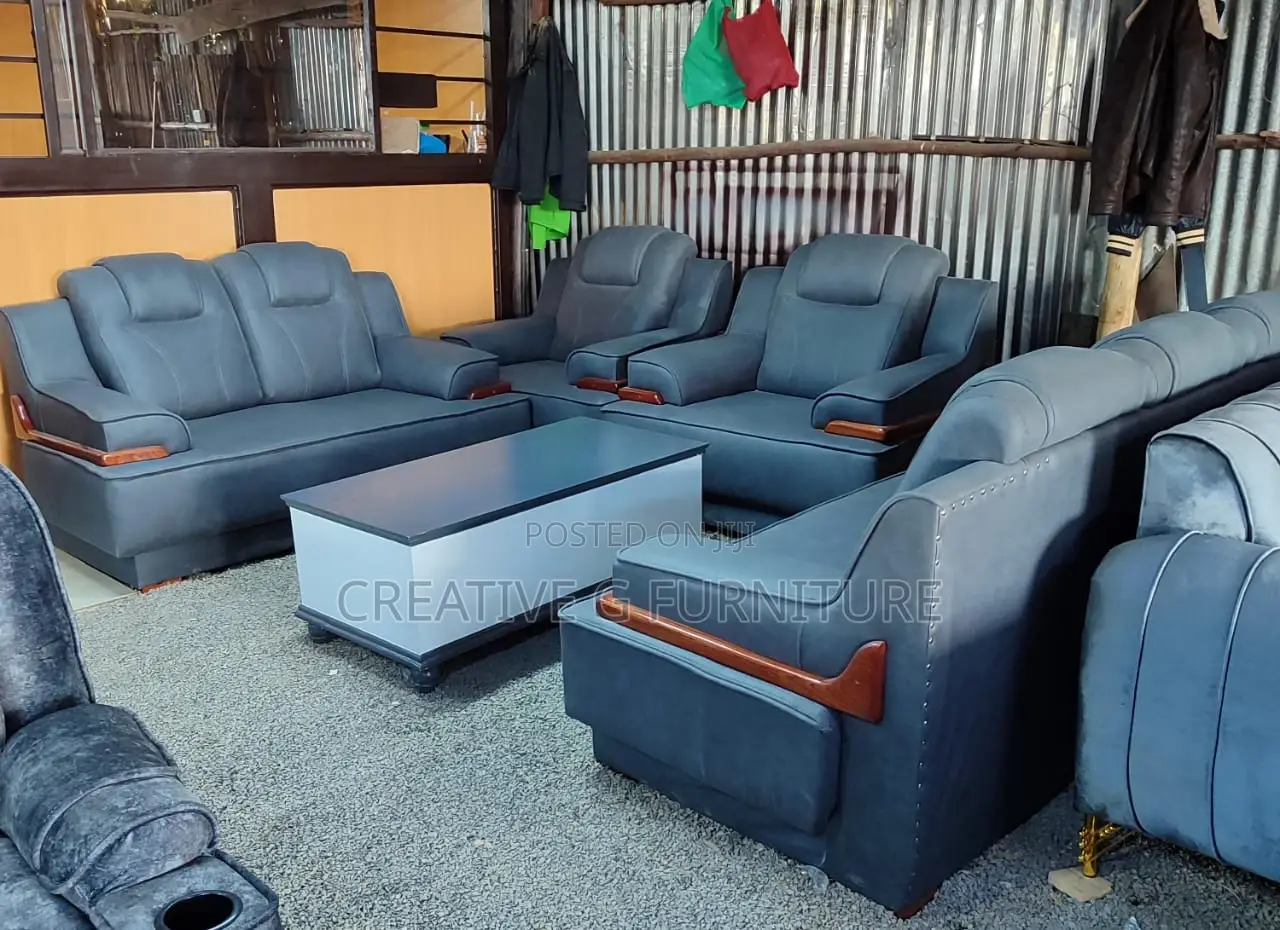 Luxury Touch 7-Seater