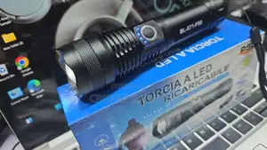 P50 Zoomable Tactical Led Torch With Usb Rechargeable Battery