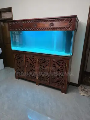 Professional Sump Filter Aquarium in Carved Cabinet