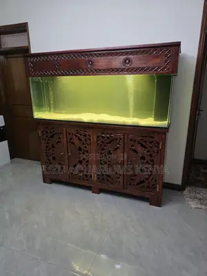 Relaxing Home Feature: Illuminated Wood Aquarium