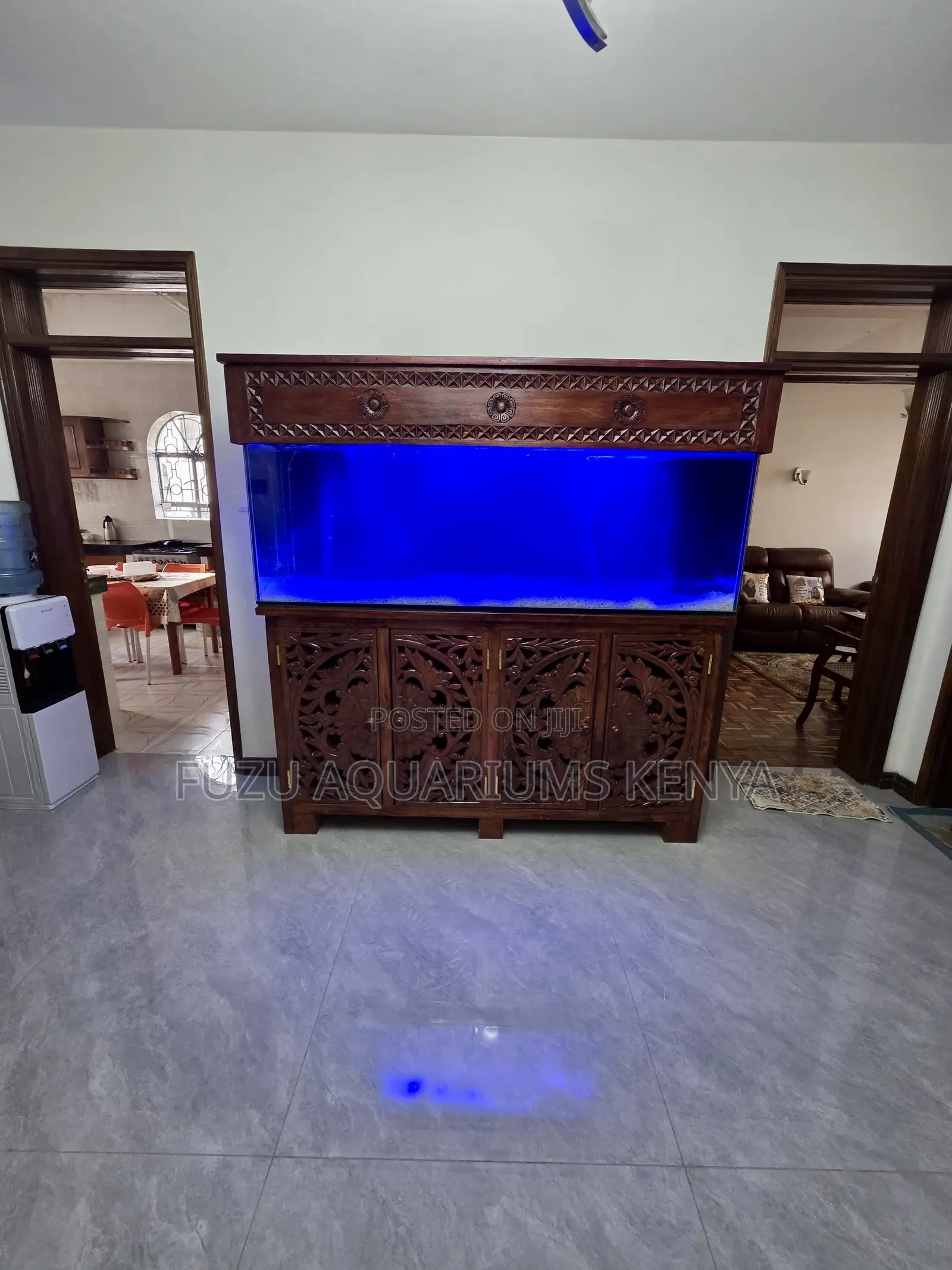 Stylish Interior Decor Aquarium With Carved Stand