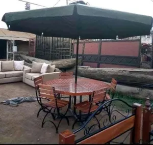 Wooden Metallic Six Seater Hotel/, Outdoor Shade