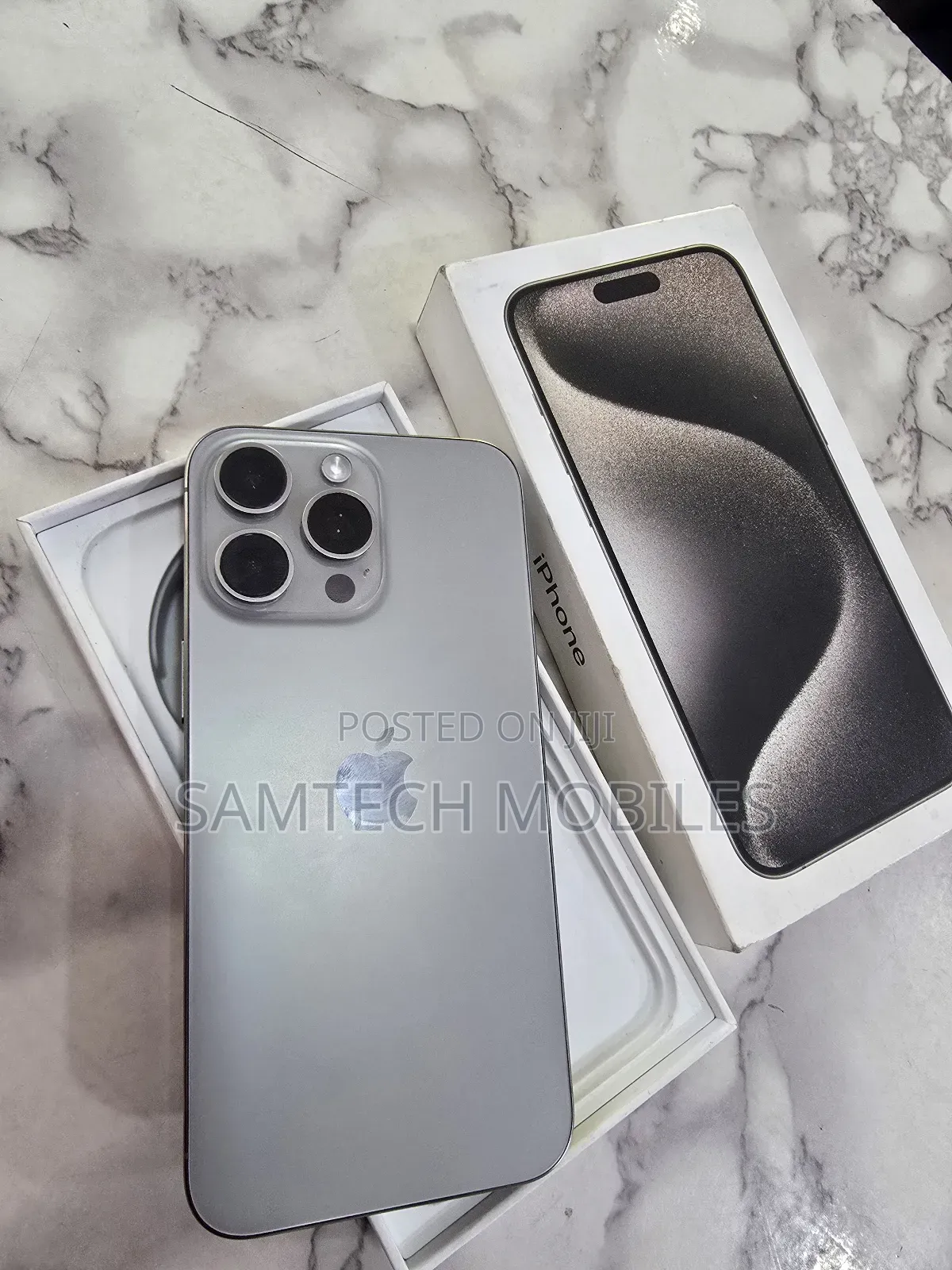 Apple iPhone 15 Pro Max 256 GB Silver