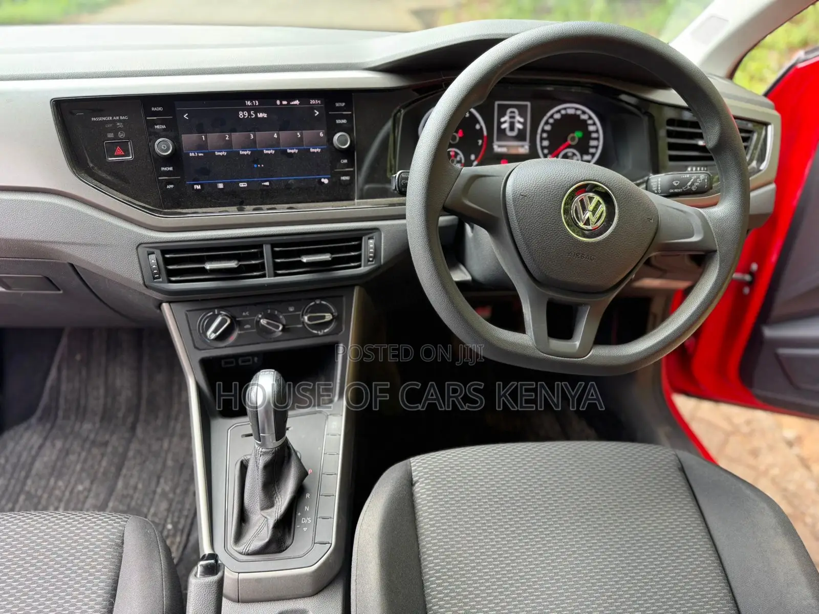 Volkswagen Polo 2018 Red