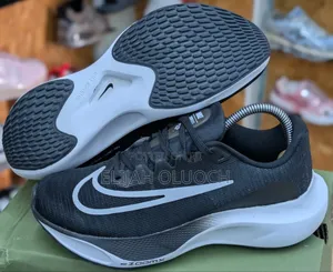 Nike Zoom Fly 5 Running Shoes