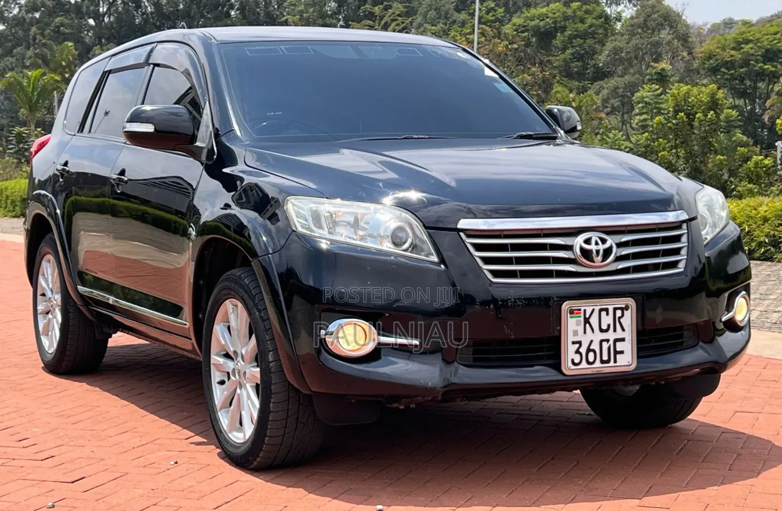 Toyota Vanguard 2011 Black