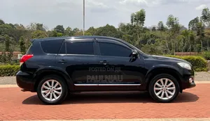Toyota Vanguard 2011 Black