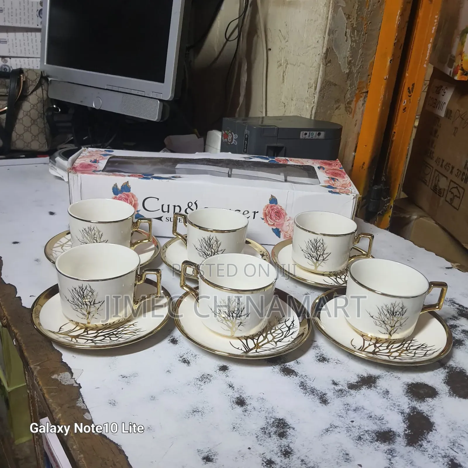 Bee 12pcs Cup Saucer Set