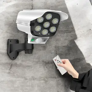 Long Working Time Dummy Fake CCTV Camera With Solar Light Sensor