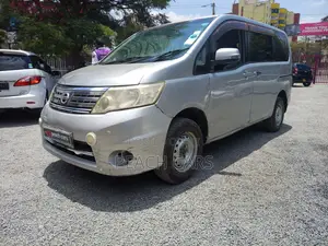 Nissan Serena 2008 Silver