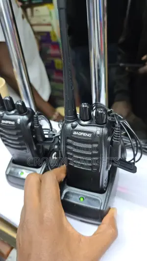Baofeng Bf-888s 16-Channel Walkie Talkie for Construction Camping