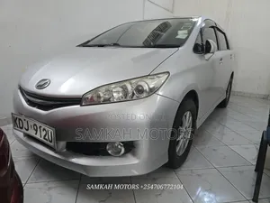 Toyota Wish 2017 Silver