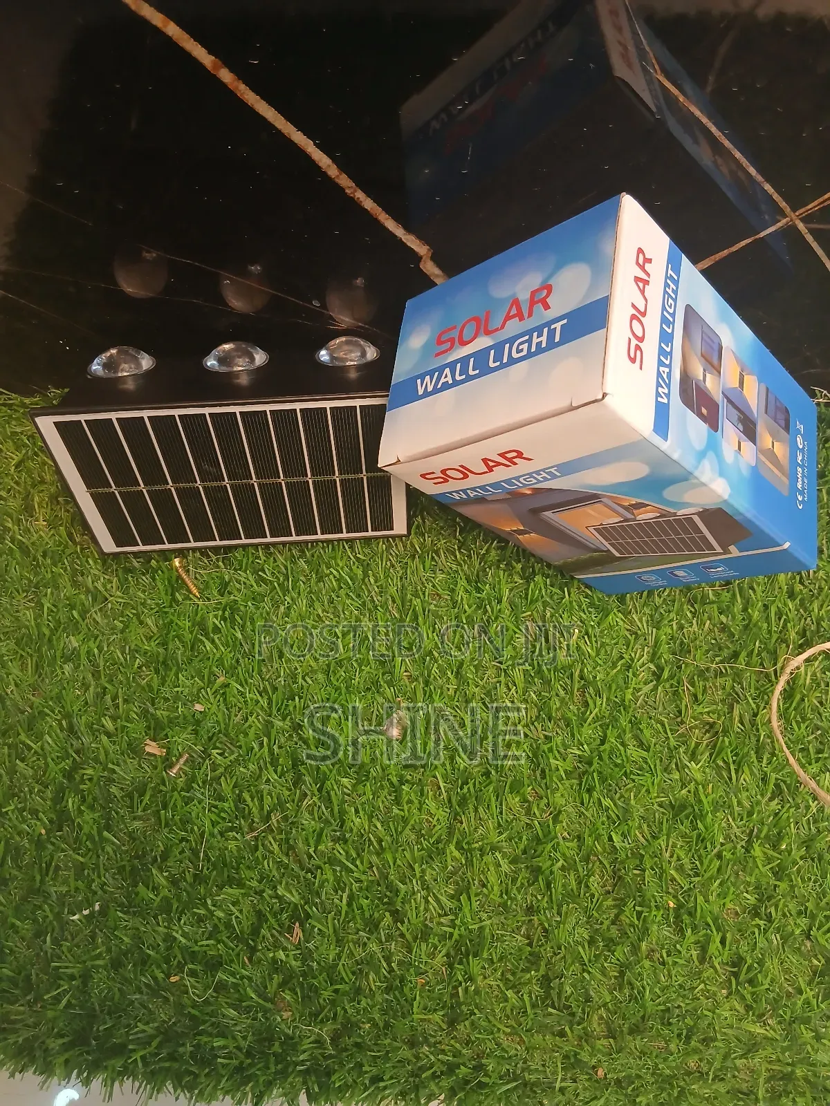 Solar 3 Colour Wall Mount