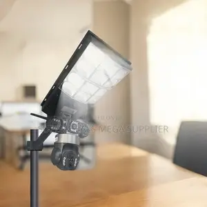 Built in Infrared Leds 4g PTZ Night Vision Solar Street Light