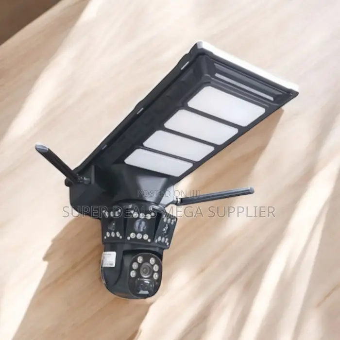 Maintenance Free 4g PTZ Smart Security Camera Solar Street Light