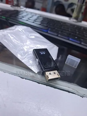 Compact Display Port to Hdmi Converter