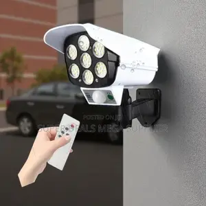Long Working Time Dummy Fake Cctv Camera With Solar Light Sensor