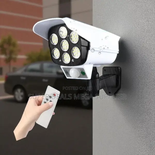Long Working Time Dummy Fake Cctv Camera With Solar Light Sensor