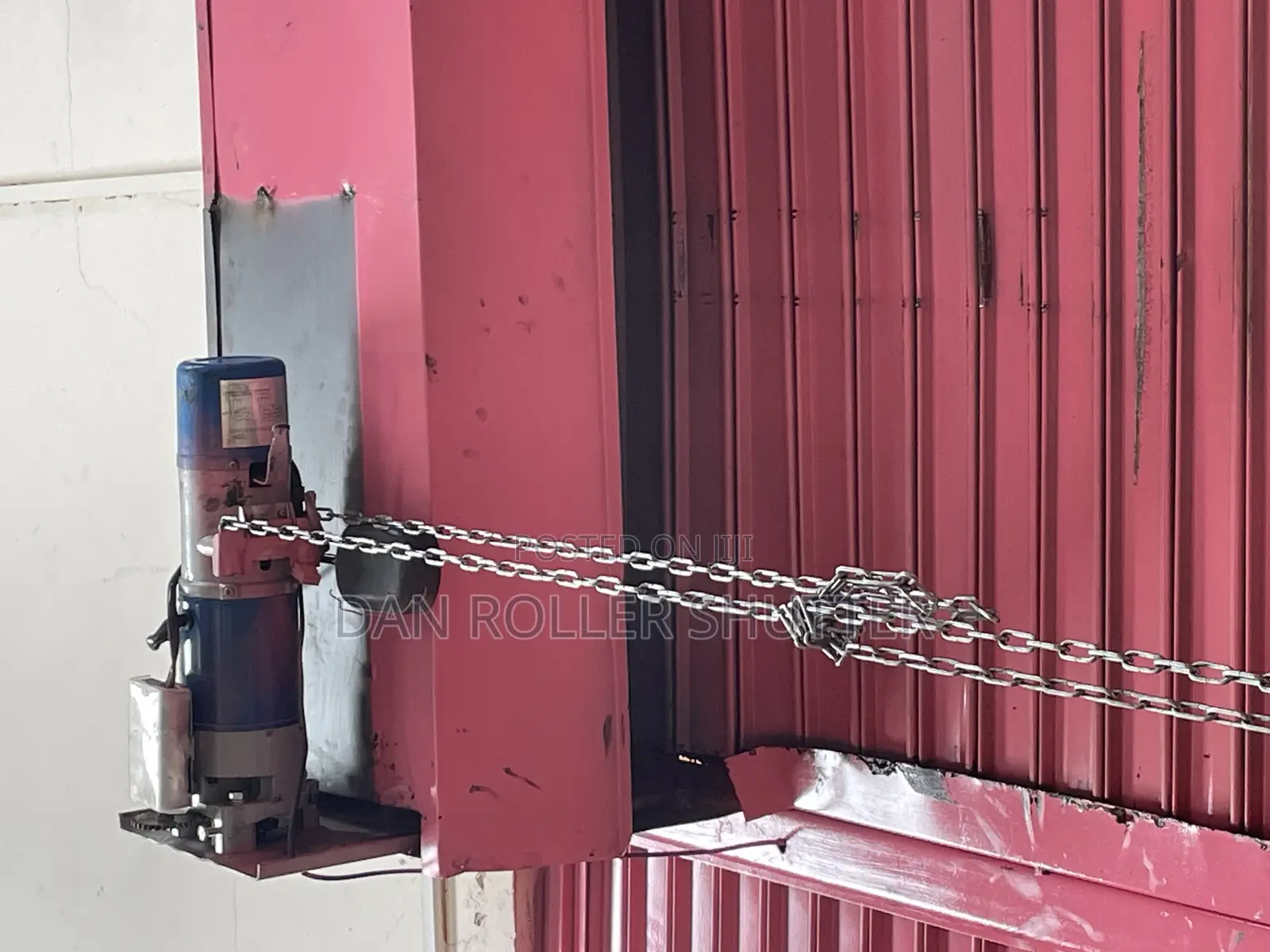 Automatic Roller Shutter Doors – Easy Remote Control