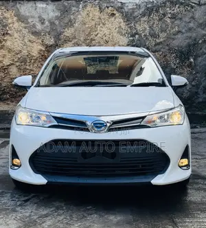 Toyota Corolla Fielder 2018 White