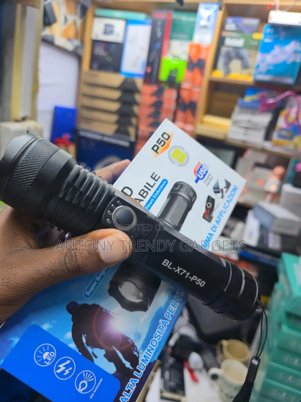 Zoomable 2000 Lumens Tactical Led Flashlight Usb-c Rechargeable