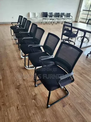 Visitor Seating Chair – Elegant Durable for Offices
