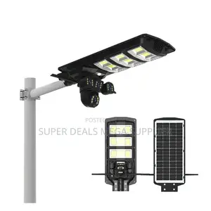 Multiple Lens 4g PTZ Two in One Security 450 Watts Solar Street Light