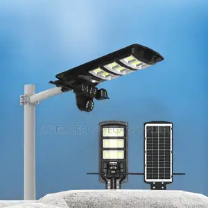 Easy Set Up 4g PTZ Outdoor Security Camera 450w Solar Street Light