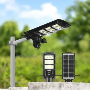 Built in Infrared Leds 4g PTZ Rotating Camera 450w Solar Street Light