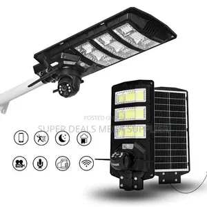 Top Quality 4g PTZ Rotating Camera With 450 Watts Solar Street Light