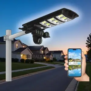 Cost Effective 4g PTZ Outdoor Camera 450 Watts Solar Street Light