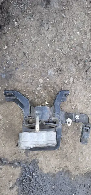 Harrier 2018 Engine Mountain