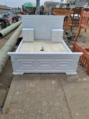 Family Beds Whitish 5*6 Mahogany Whitish