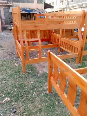 Hardwood Double Decker 4*6 by 3.5*6 Bed