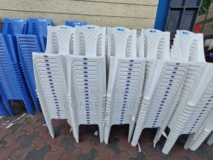 Kenpoly 2043 White Chair.