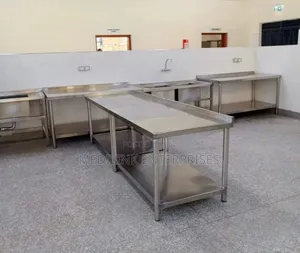 Customized Stainless Working Table of 4*2ft