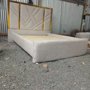 Executive Master Bed