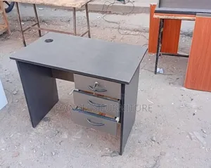 Modern Office Study Desk – Home Office Gaming Use