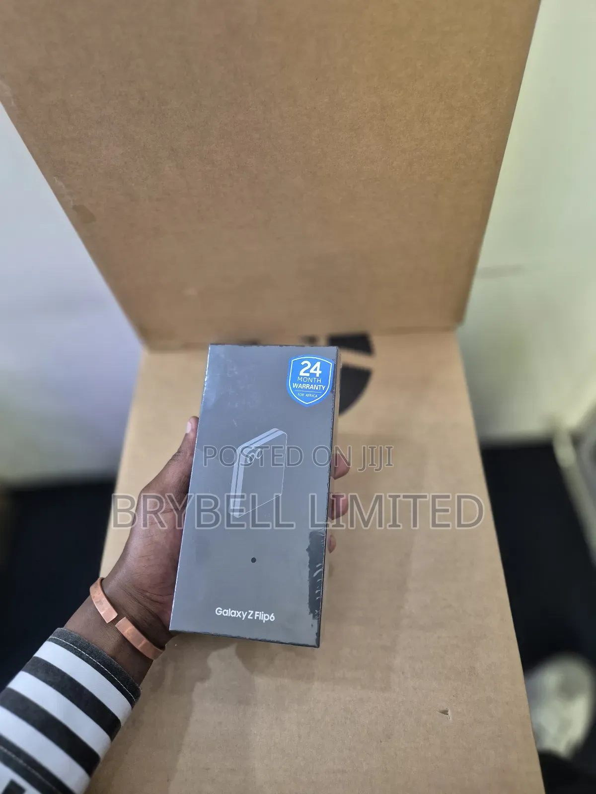 New Samsung Galaxy Z Flip6 256 GB Blue