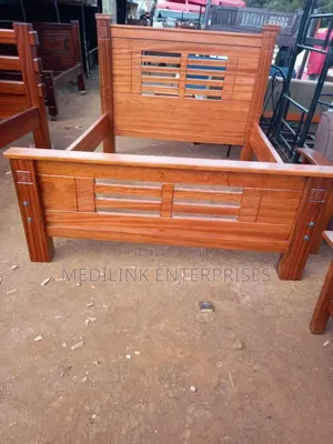 Mahogany Vanish 5*6 Beds(Queen Size)