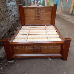 5*6 Mahogany Light Walnut Queen Bed
